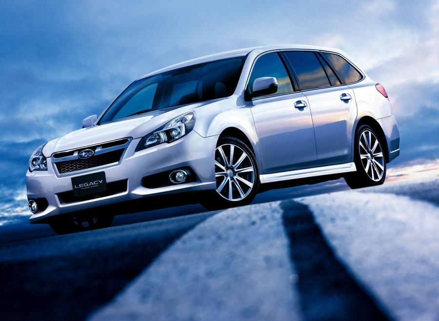  Subaru Legacy Touring Wagon 2013 года  (фото 3 из 4)